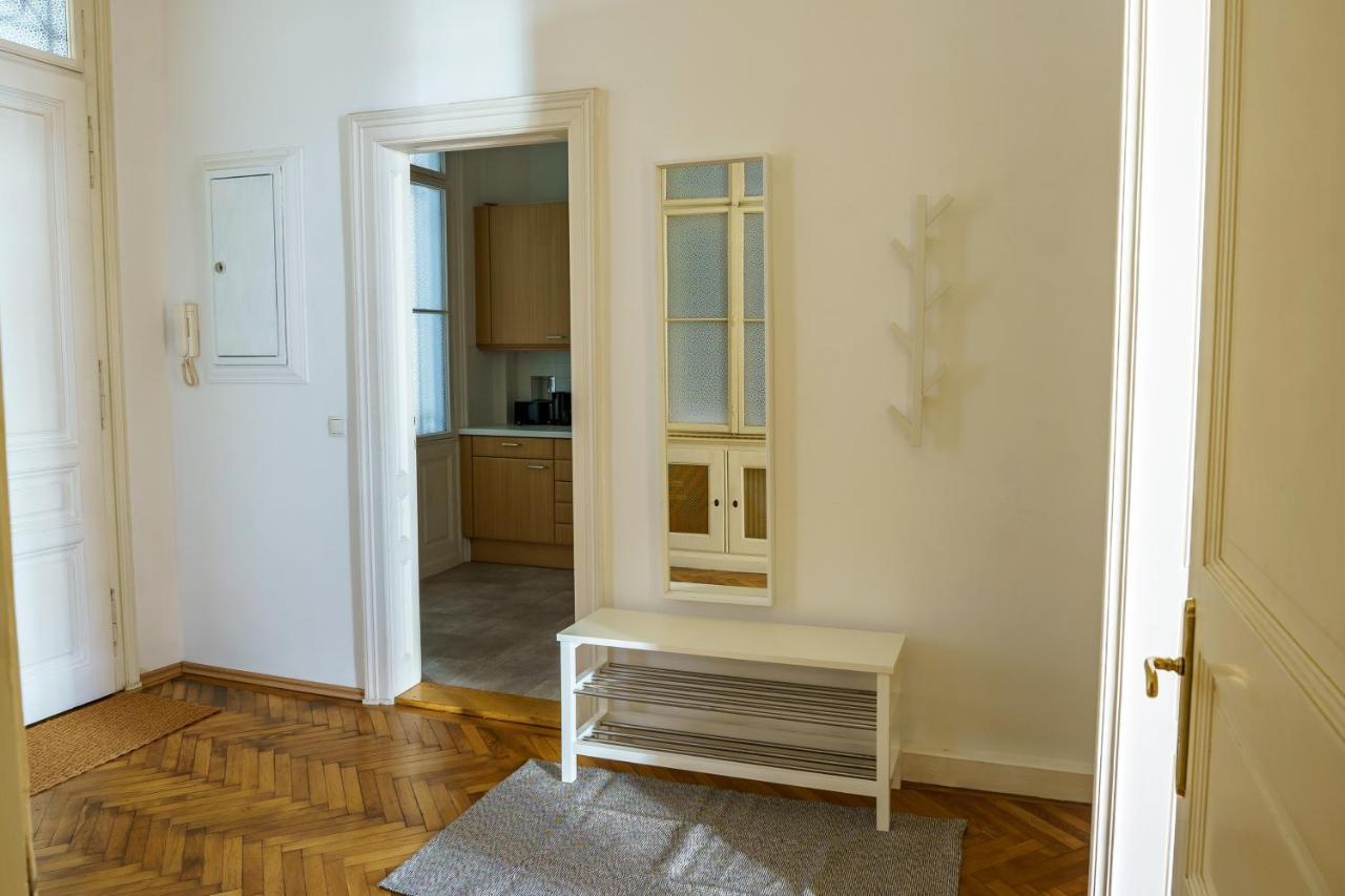 Vienna City Apartments 1060 Wenen Buitenkant foto
